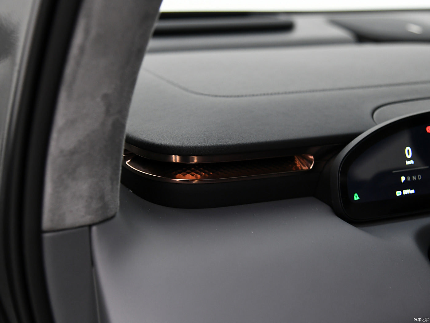 ZEEKR MIX 2025 702km long-range intelligent driving version
