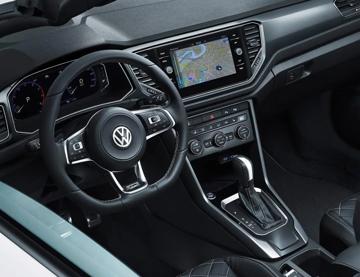 VW T-CROSS 2023 300TSI dual-clutch comfort version