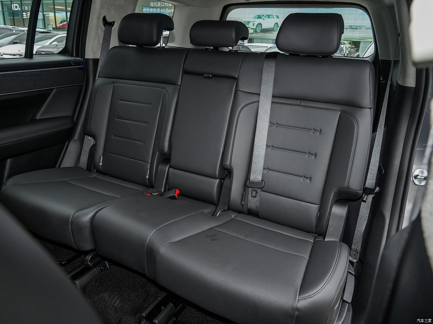 HYUNDAI Santafe 2024 2.0T 4WD Connoisseur Pro 7 Seaters