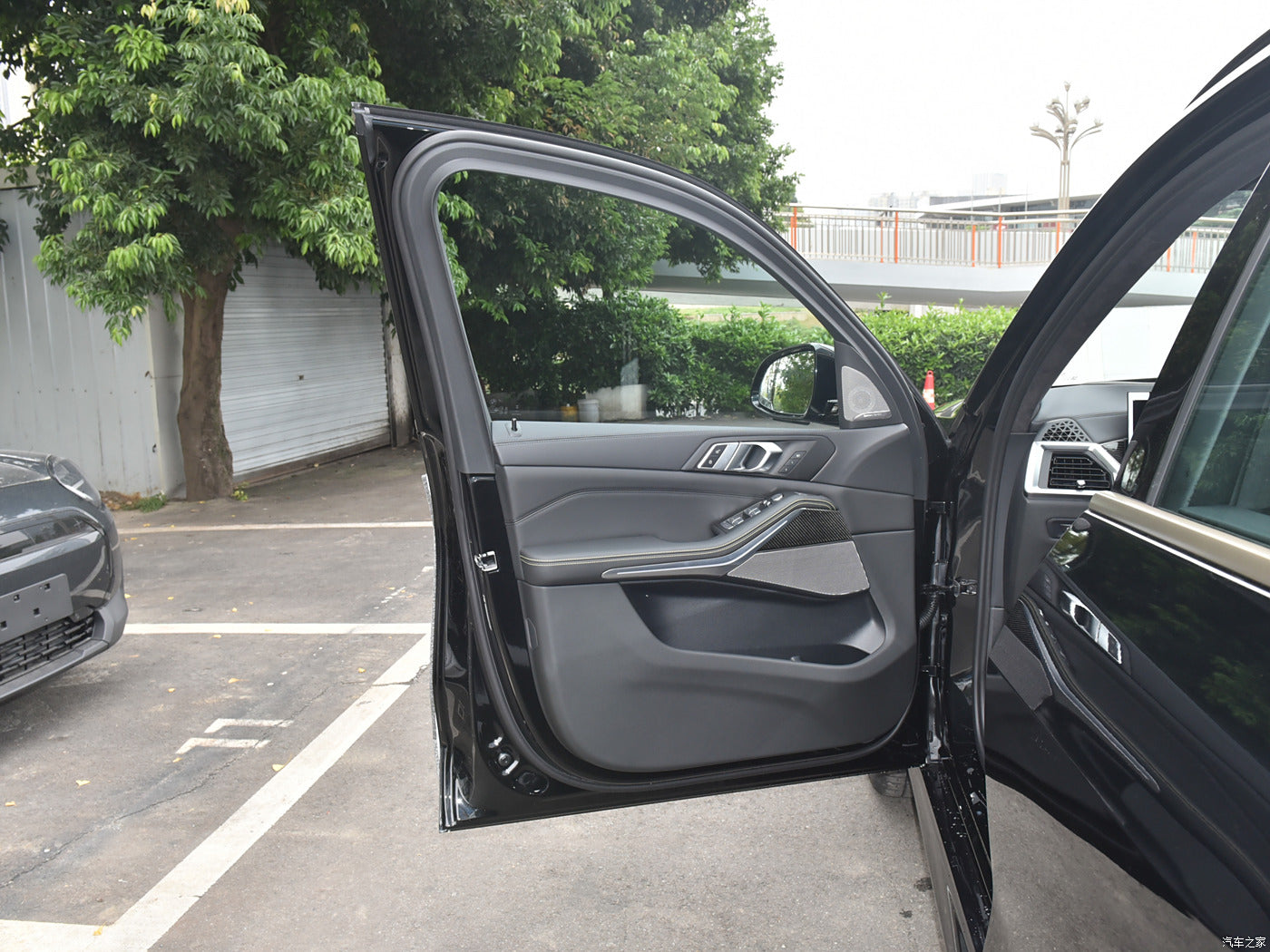 BMW X5 2023 xDrive40LiM Sport Package