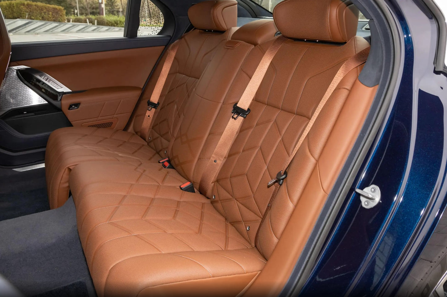 BMW i7 2023 M70L
