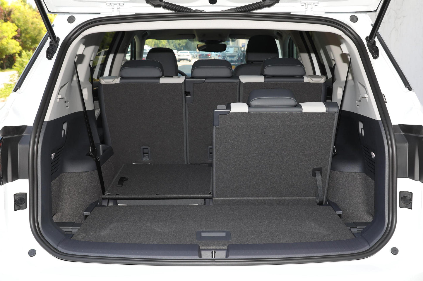 VW ID.6 X 2023 upgraded 460km pure version with 7 seats