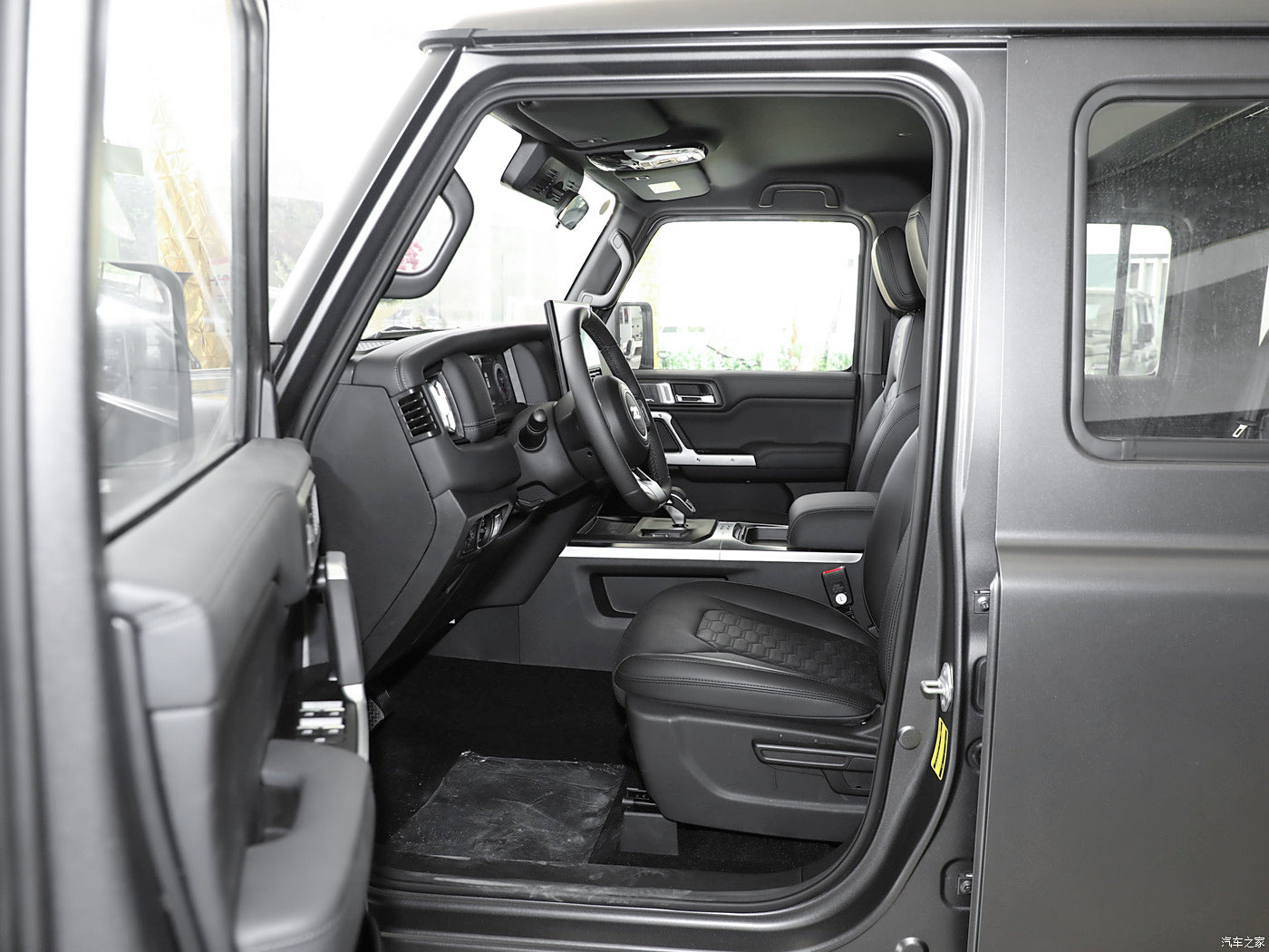 212 T01 2024 2.0T Explorer