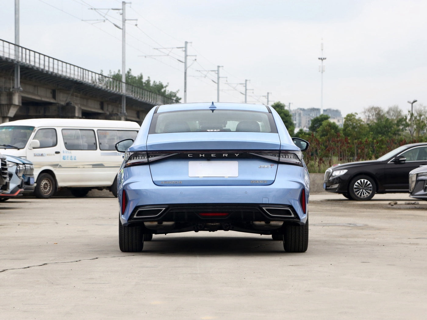 Chery ARRIZO 2025 2.0T Automatic +