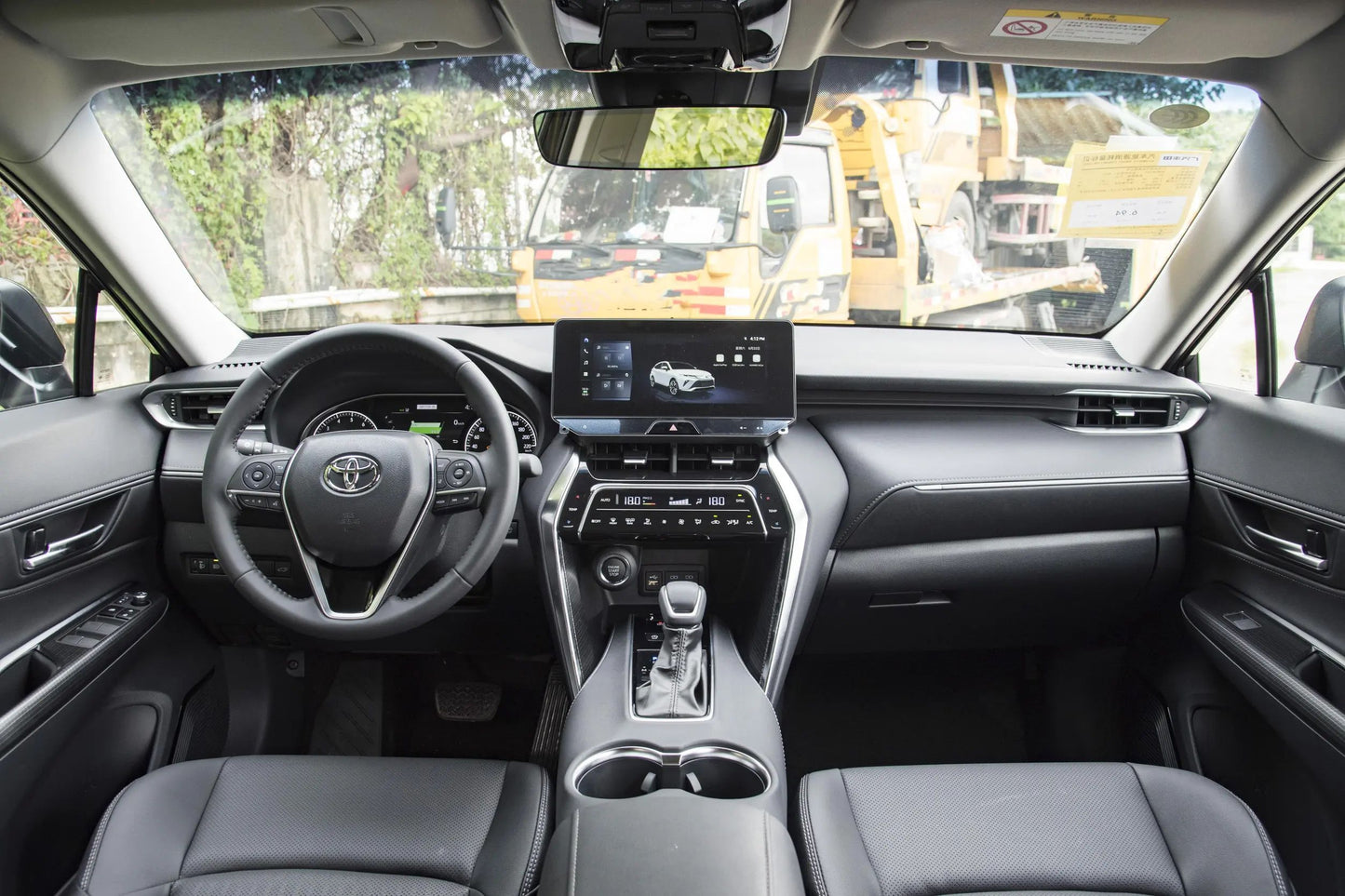 TOYOTA VENZA 2024 Dual Engine 2.5L 2WD Luxury Plus Edition