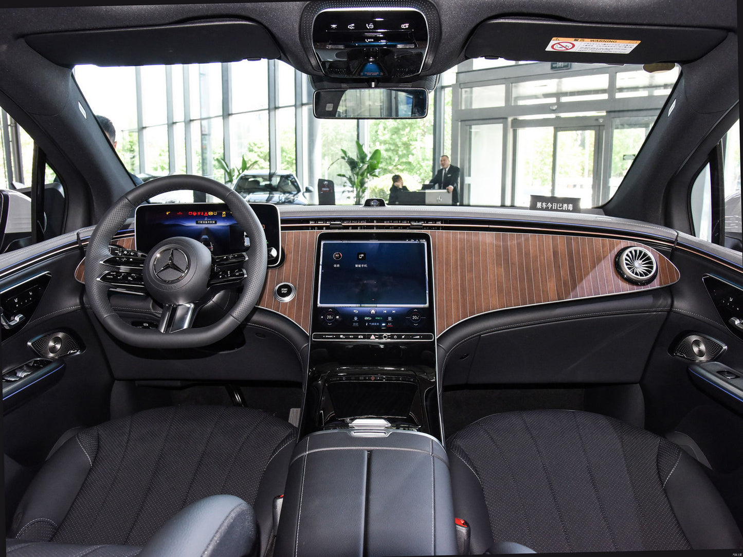 Benz EQE SUV 2024 500 4MATIC Pioneer Edition