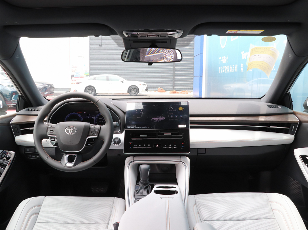 TOYOTA Avalon 2024 2.0L Premium Edition