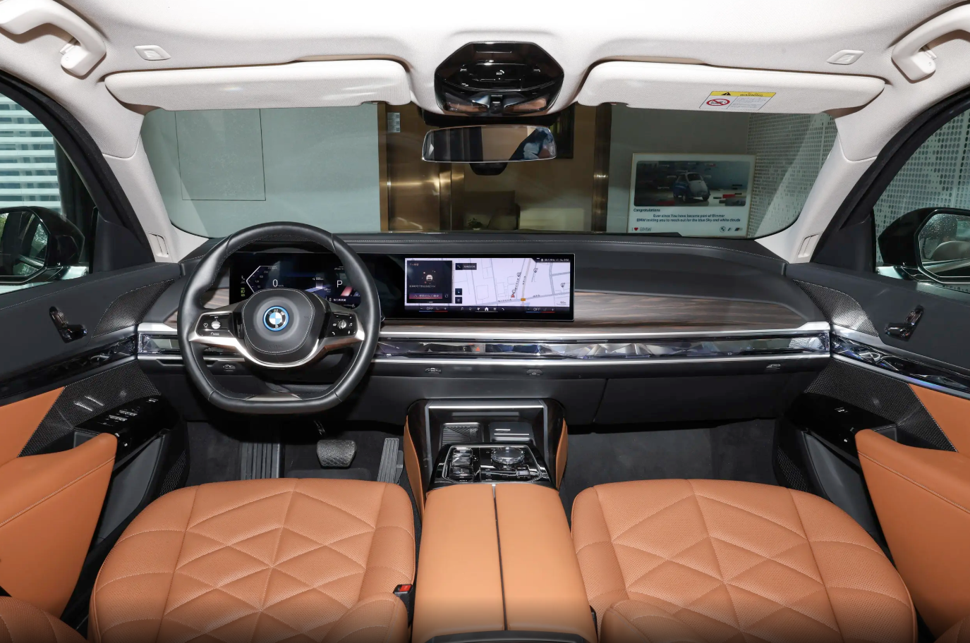 BMW i7 2023 M70L
