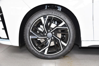 LYNK&CO 03 2025 Champion Edition 2.0T Dual Clutch 2WD Pro 5 Seaters