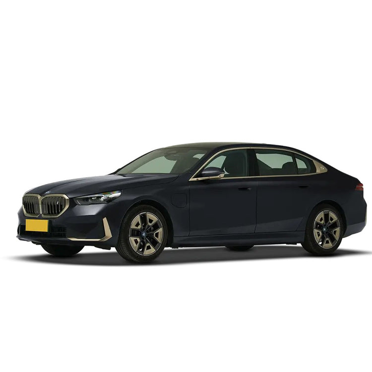 بدلة رياضية BMW i5 2025 xDrive50LM 