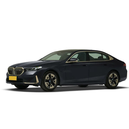 بدلة رياضية BMW i5 2025 xDrive50LM 