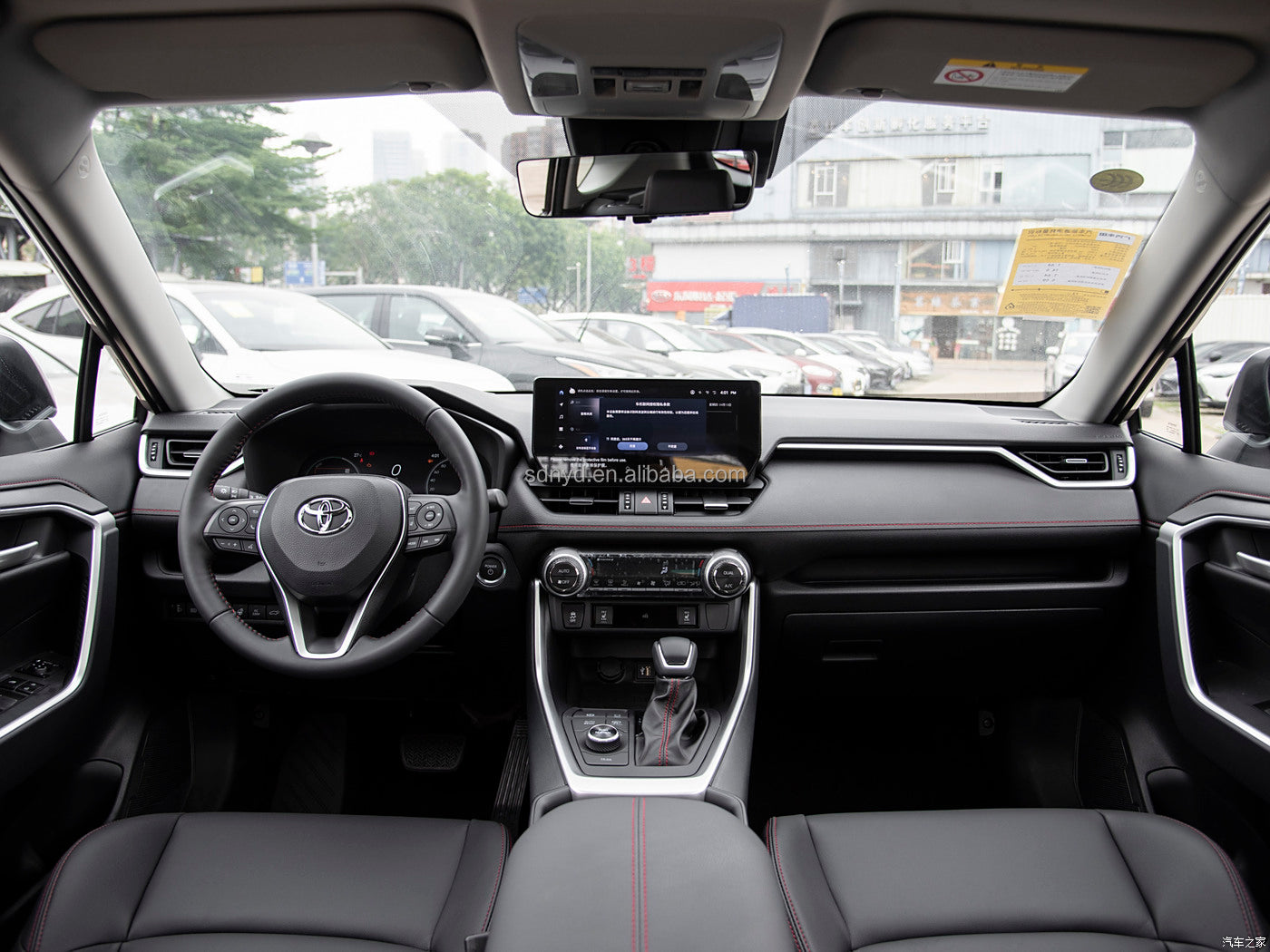 TOYOTA WILDLANDER 2024 2.0L 2WD Leading Edition