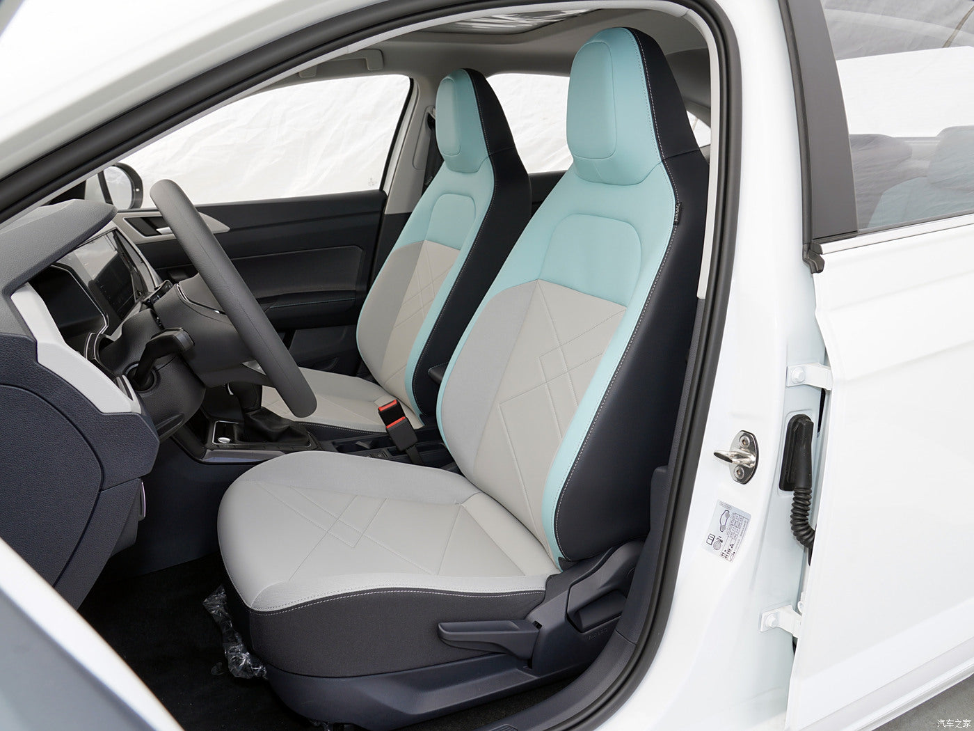 VW Magotan 2025 Public Edition 330TSI Luxury Model