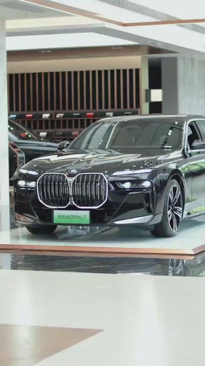 BMW i7 2023 M70L